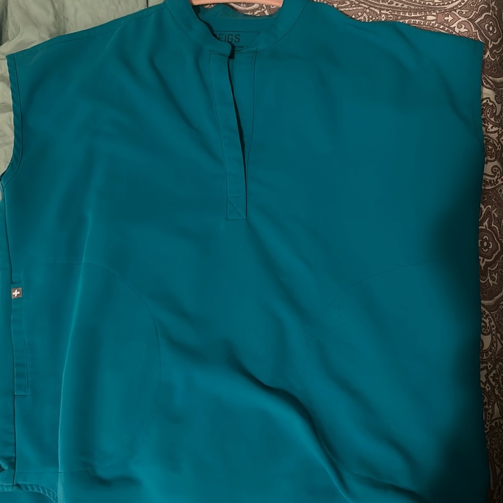 Figs Teal set